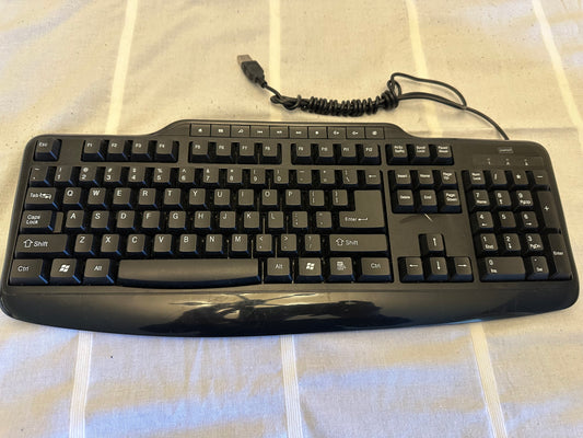 Staples keyboard 22406 (LK-650U)